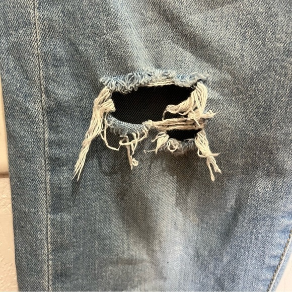 Levi’s Wedgie Skinny Distressed Light Wash Jeans 28 - Picture 5 of 15